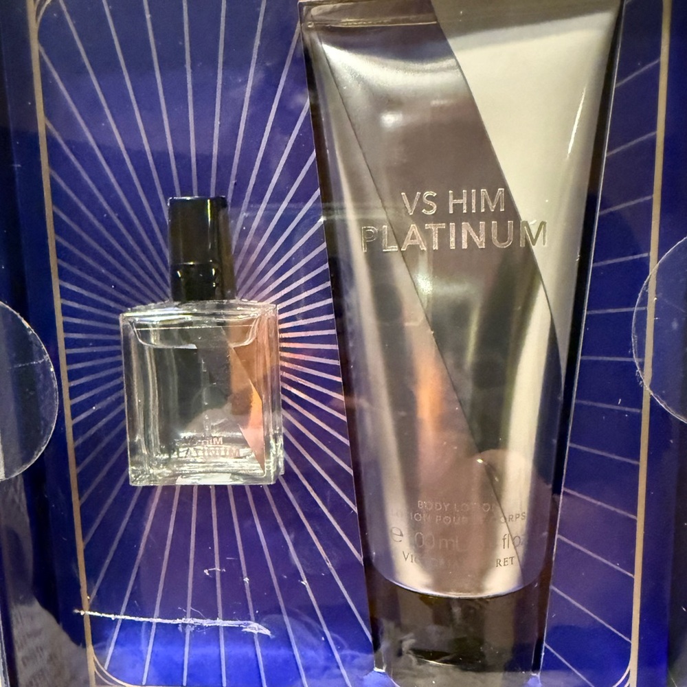 Victoria's Secret Platinum Set in Blue and Red